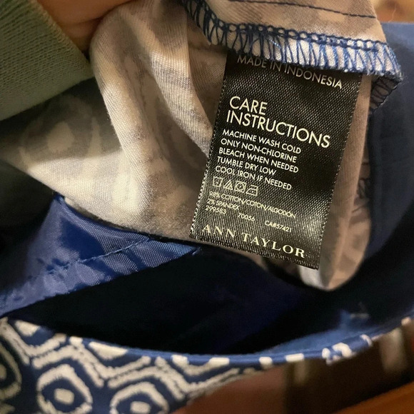 ANN TAYLOR CARNEGIE PATTERNED CROPPED PANTS - Picture 5 of 5